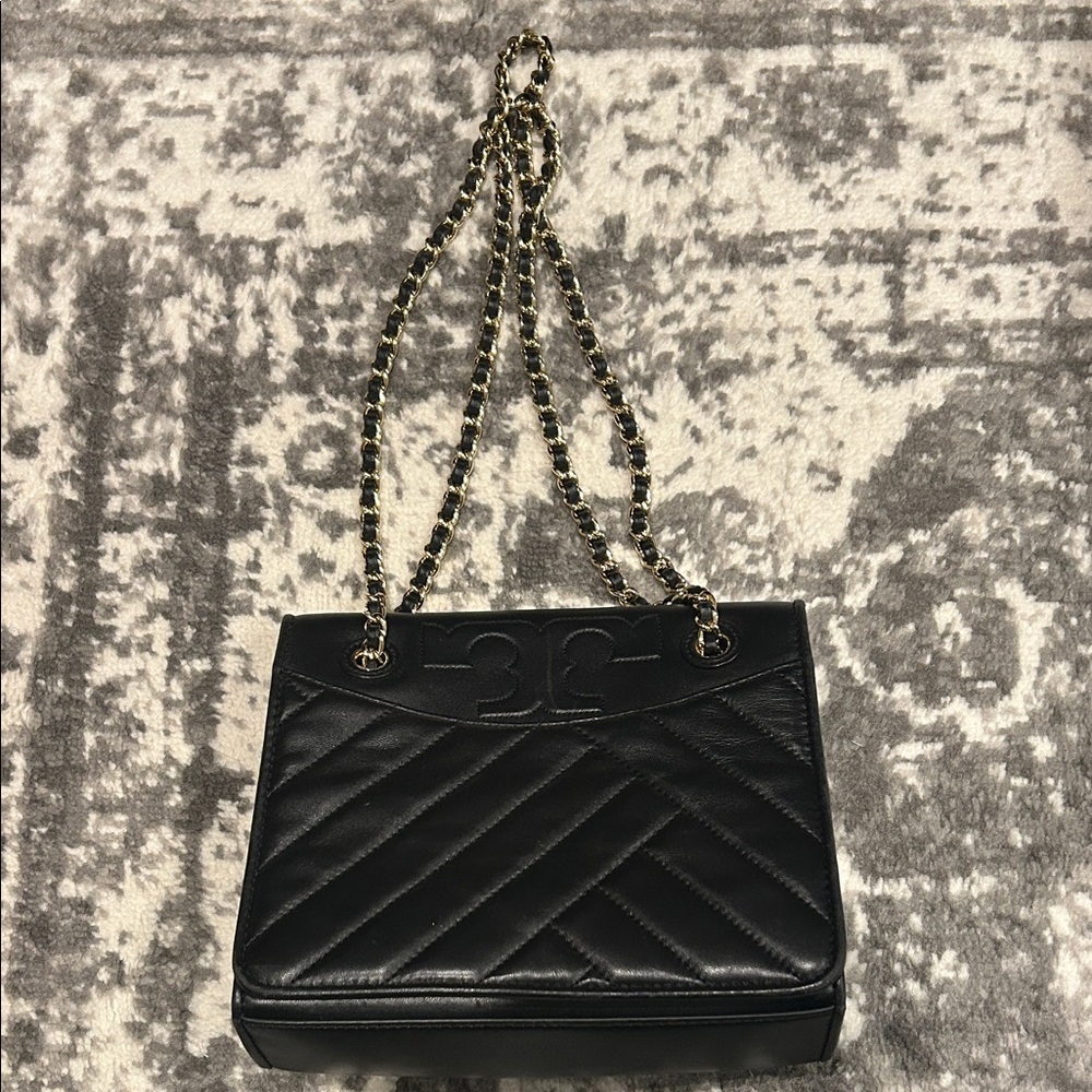 Tory Burch Black Quilted Shoulder Bag with Gold Chain